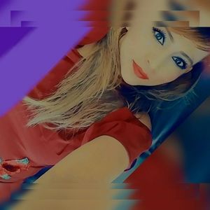 Meet your Posher, Esther